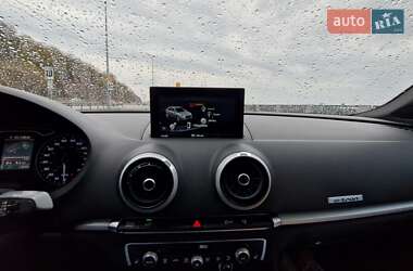 Хетчбек Audi A3 2016 в 