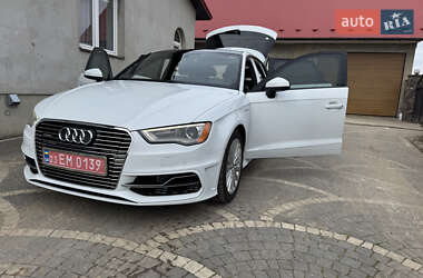 Хэтчбек Audi A3 2016 в 