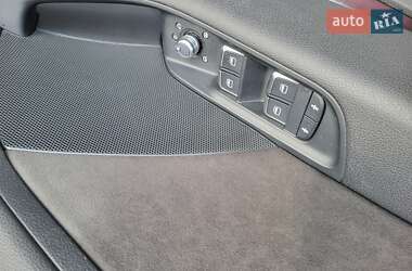 Хэтчбек Audi A3 2016 в 