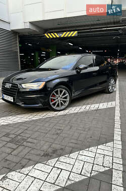Седан Audi A3 2015 в Киеве