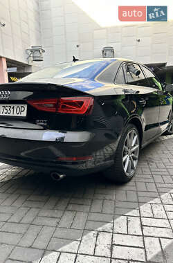 Седан Audi A3 2015 в 