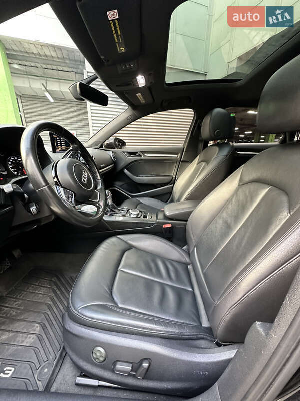 Седан Audi A3 2015 в Киеве