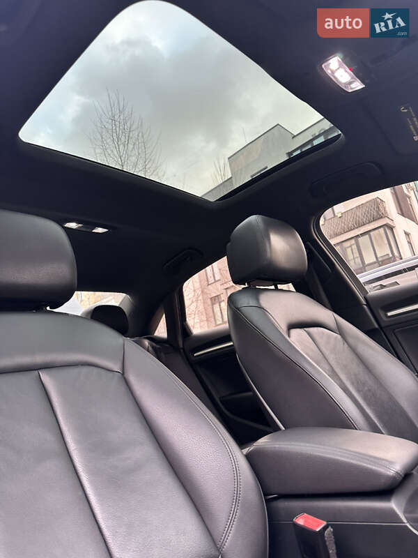 Седан Audi A3 2015 в Киеве