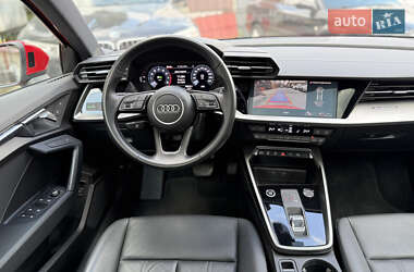 Седан Audi A3 2022 в 