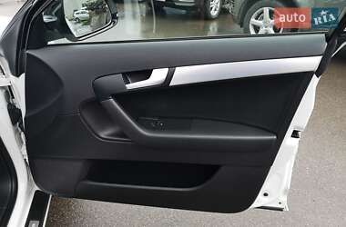 Хэтчбек Audi A3 2010 в 