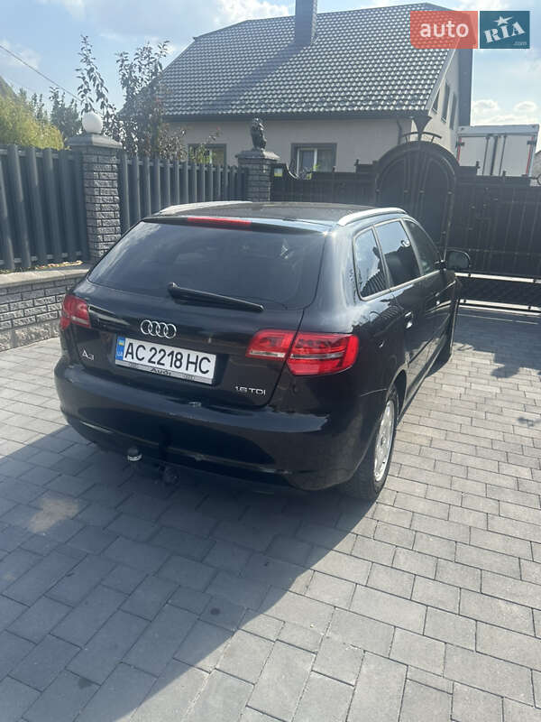 Хэтчбек Audi A3 2010 в Луцке