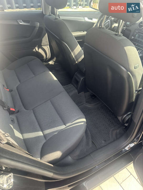 Хэтчбек Audi A3 2010 в Луцке