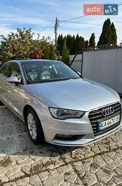 Седан Audi A3 2015 в 