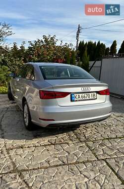 Седан Audi A3 2015 в 