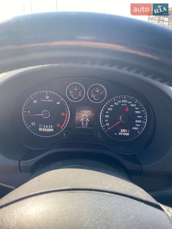 Хетчбек Audi A3 2008 в Нововолинську