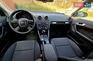 Хэтчбек Audi A3 2007 в 