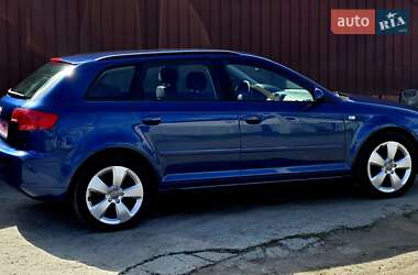 Хэтчбек Audi A3 2007 в 