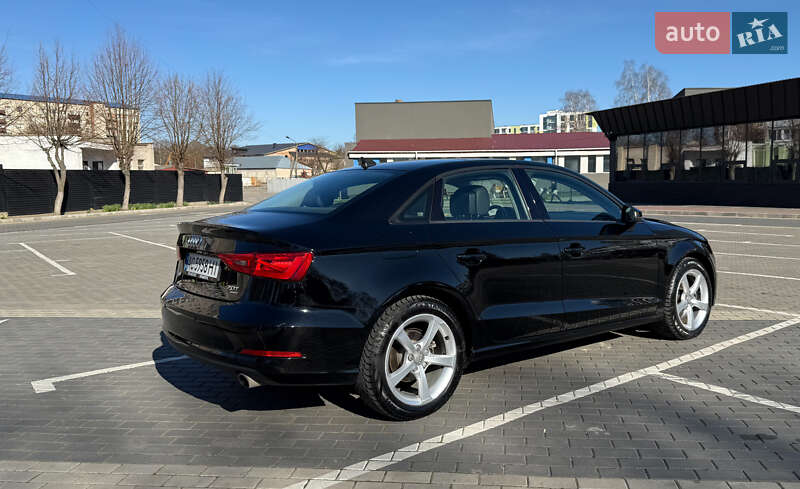 Седан Audi A3 2014 в Луцке