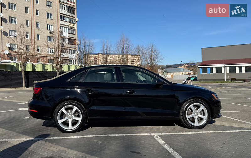 Седан Audi A3 2014 в Луцке