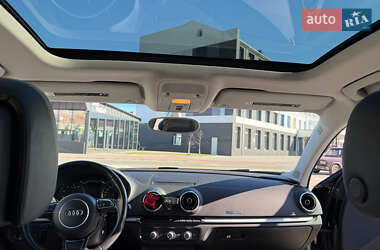 Седан Audi A3 2014 в Луцке