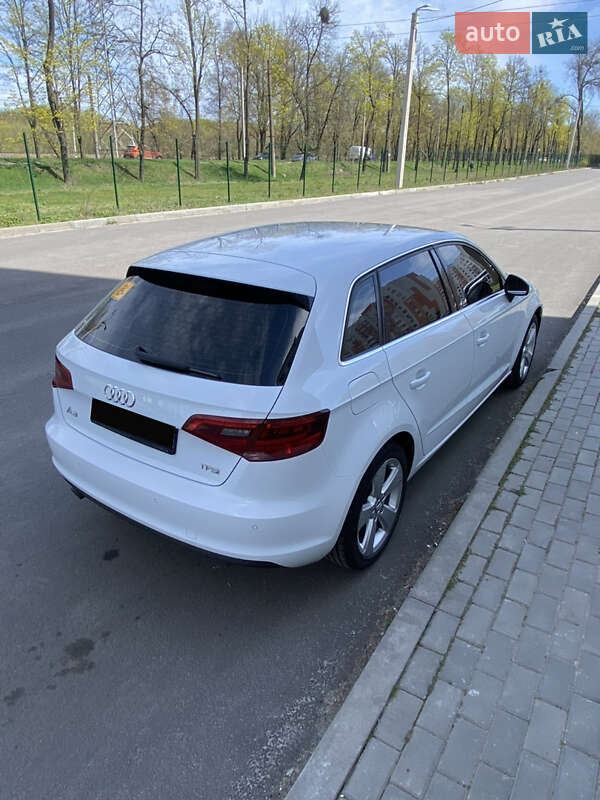 Хэтчбек Audi A3 2014 в Харькове