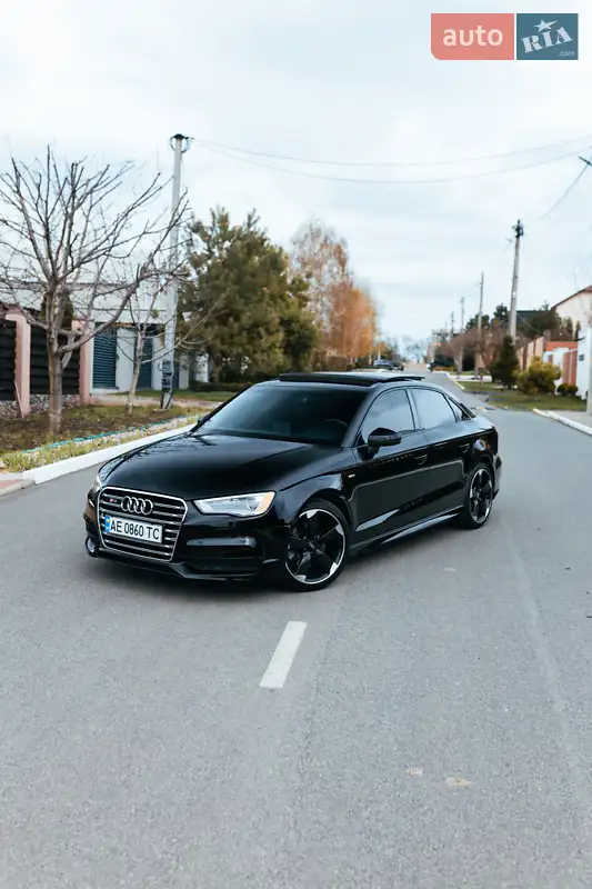 Седан Audi A3 2016 в 