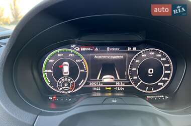 Хэтчбек Audi A3 2017 в Первомайске