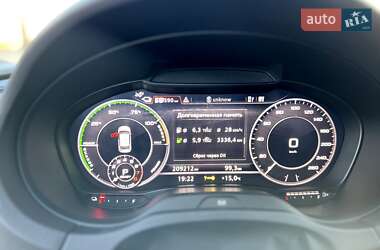 Хэтчбек Audi A3 2017 в 