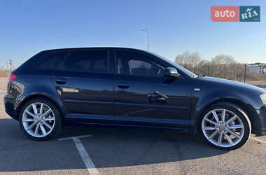 Хэтчбек Audi A3 2005 в 