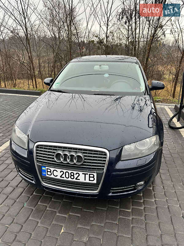 Хэтчбек Audi A3 2006 в 