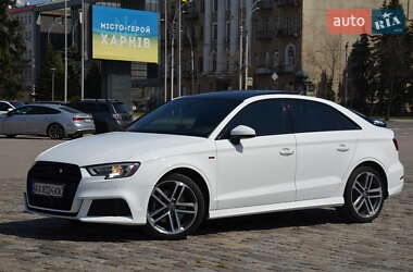 Седан Audi A3 2018 в 