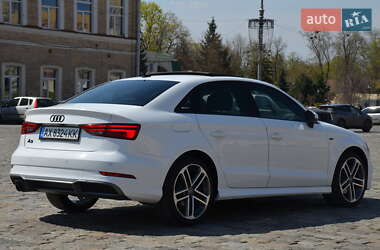 Седан Audi A3 2018 в 
