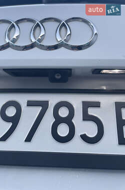 Хэтчбек Audi A3 2017 в 