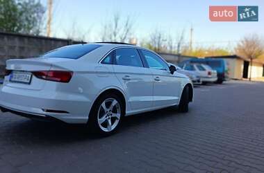 Седан Audi A3 2018 в 