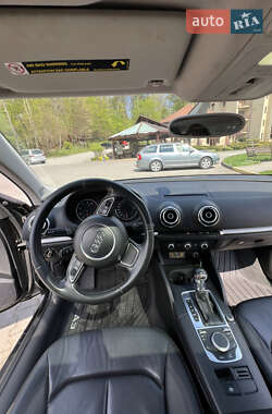 Седан Audi A3 2014 в 