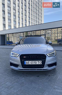 Седан Audi A3 2014 в 