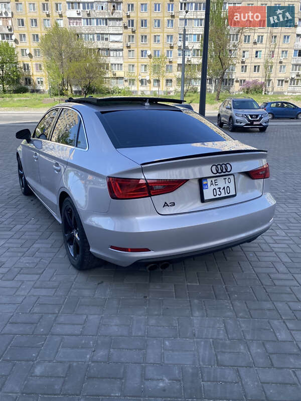 Седан Audi A3 2014 в Днепре