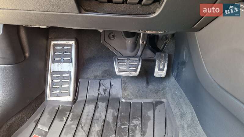Седан Audi A3 2016 в Днепре