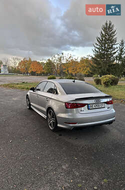 Седан Audi A3 2016 в 