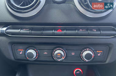 Седан Audi A3 2016 в 