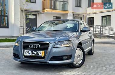 Хетчбек Audi A3 2009 в 