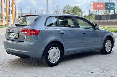Хетчбек Audi A3 2009 в 