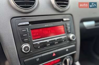 Хетчбек Audi A3 2009 в 