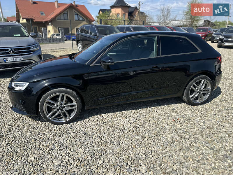 Хетчбек Audi A3 2017 в Івано-Франківську