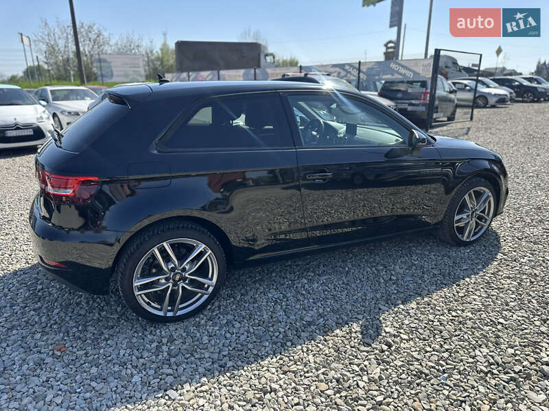 Хетчбек Audi A3 2017 в Івано-Франківську