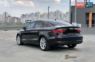 Седан Audi A3 2016 в 