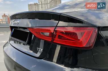 Седан Audi A3 2016 в 