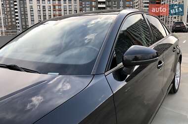 Седан Audi A3 2016 в 