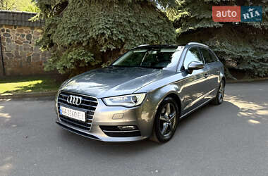 Хэтчбек Audi A3 2016 в Киеве