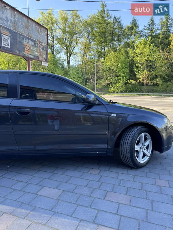Хэтчбек Audi A3 2004 в Тернополе