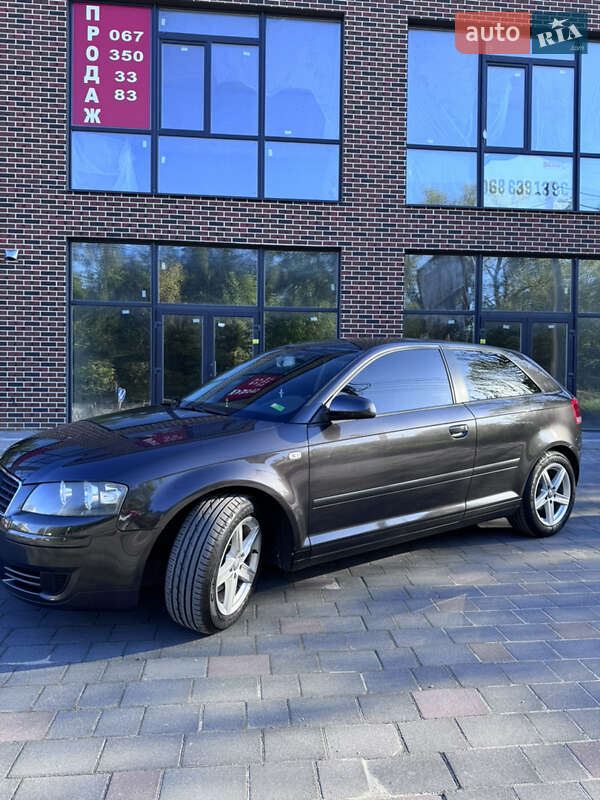 Хэтчбек Audi A3 2004 в Тернополе