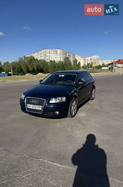 Хэтчбек Audi A3 2006 в 