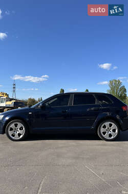 Хэтчбек Audi A3 2006 в 