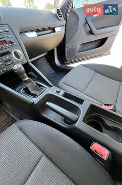 Хэтчбек Audi A3 2006 в 