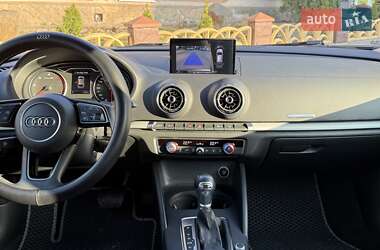 Хэтчбек Audi A3 2019 в 